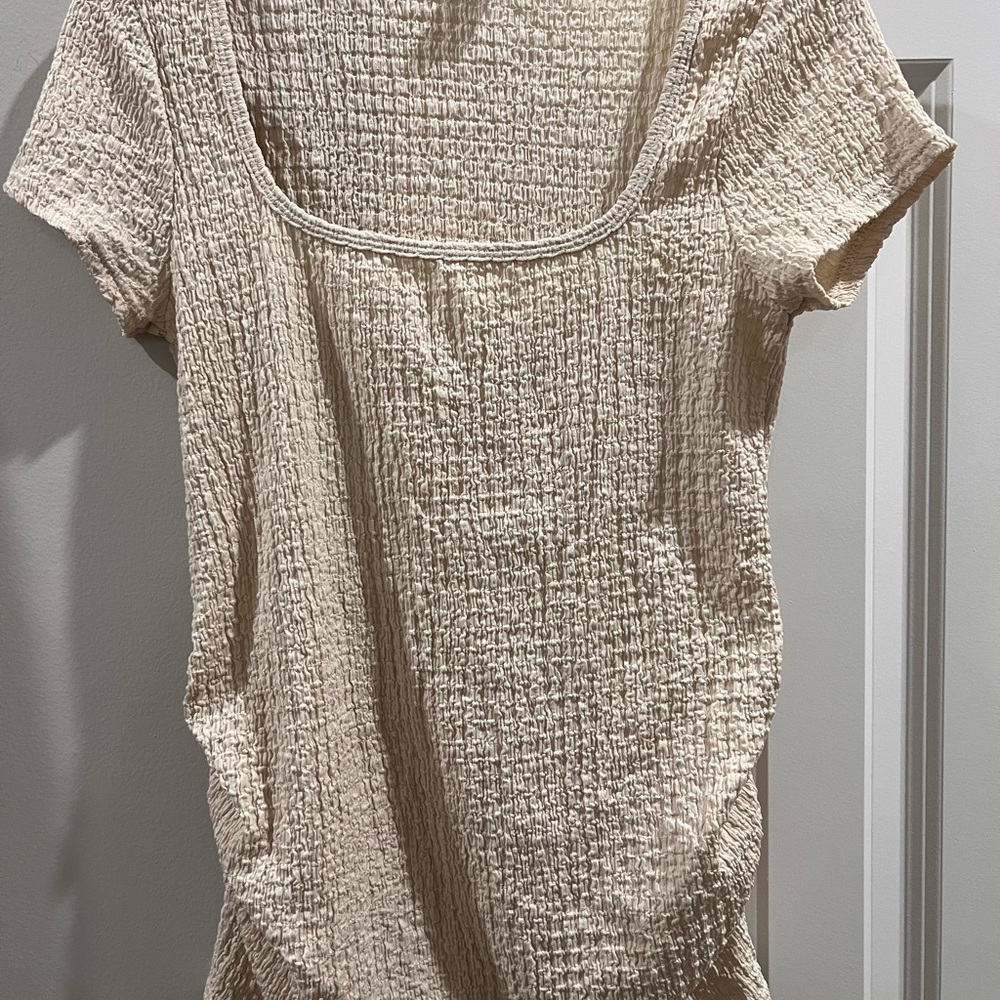 Maternity Old Navy Beige Textured Short Sleeve Top